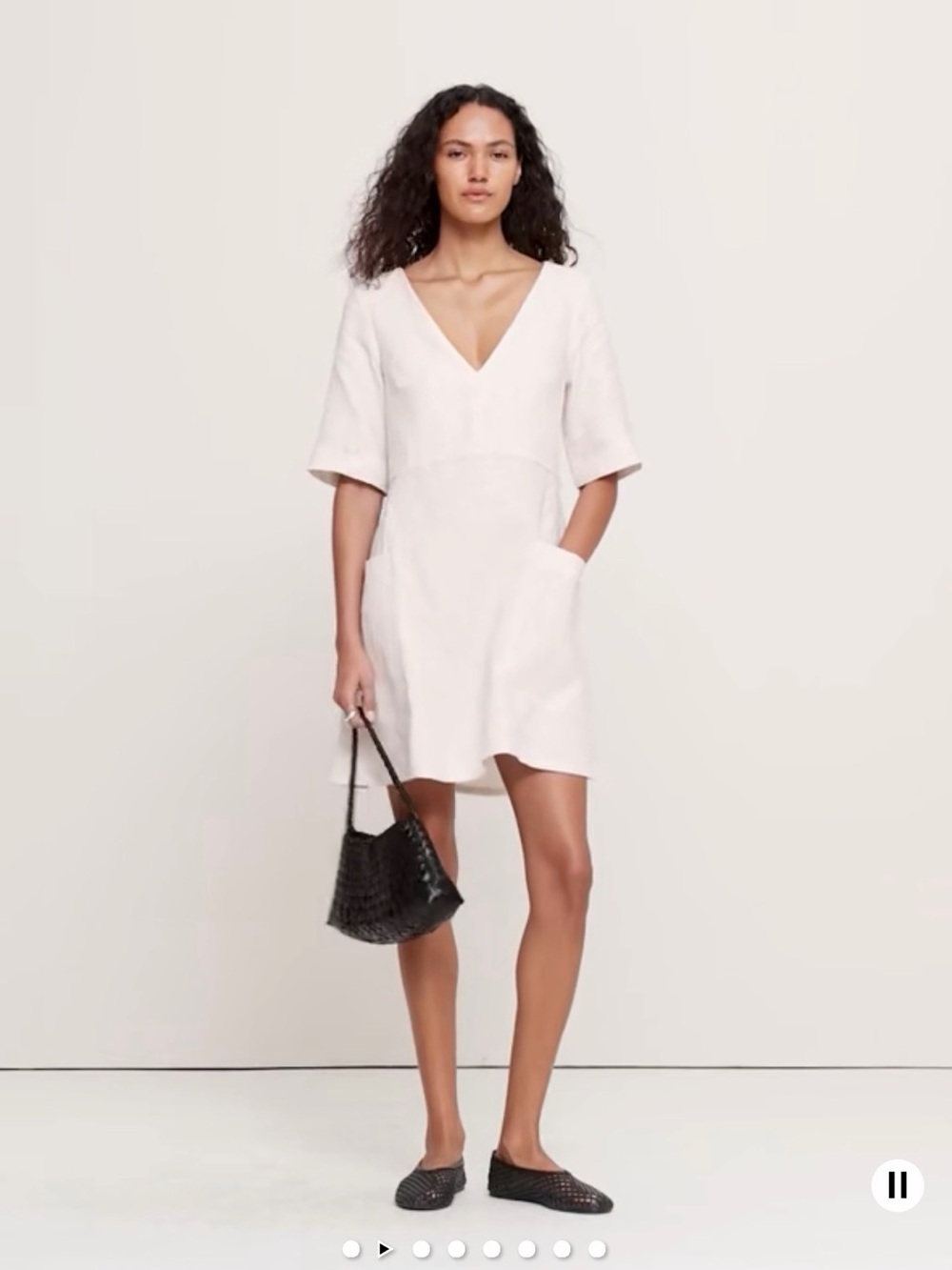 Banana Republic Cream Linen V-Neck Mini Dress with Pockets NWT